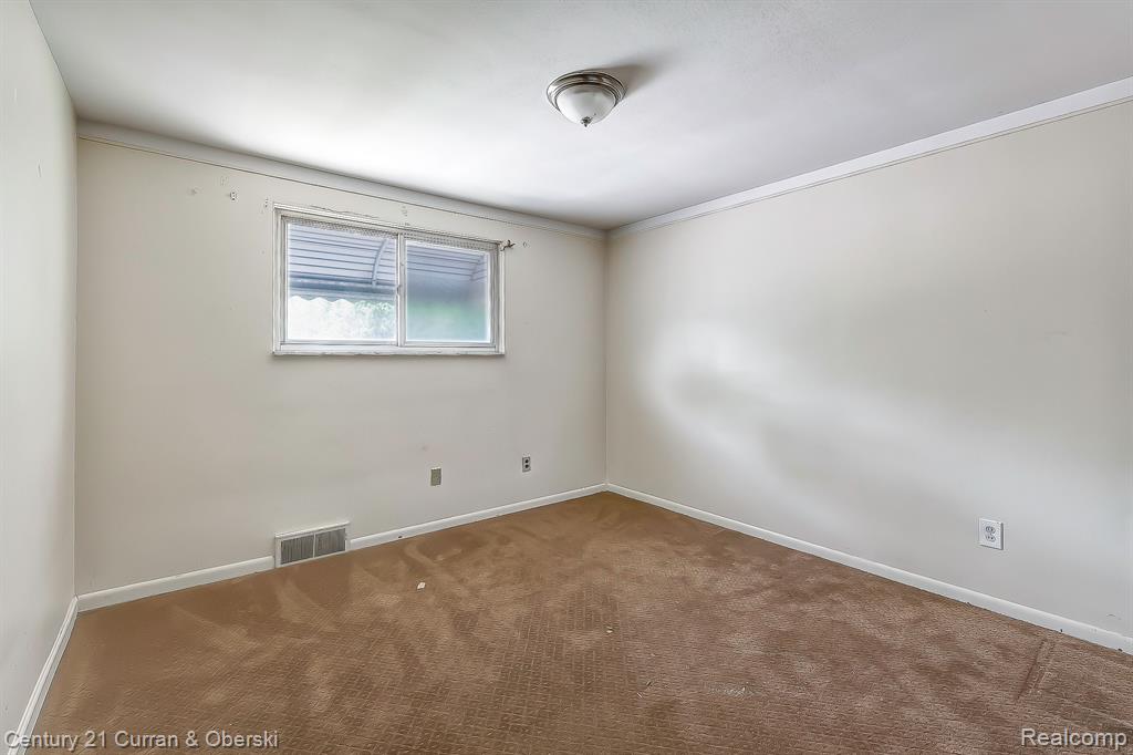 5635 OAKMAN Boulevard, Dearborn, MI 48126 — Photo 11
