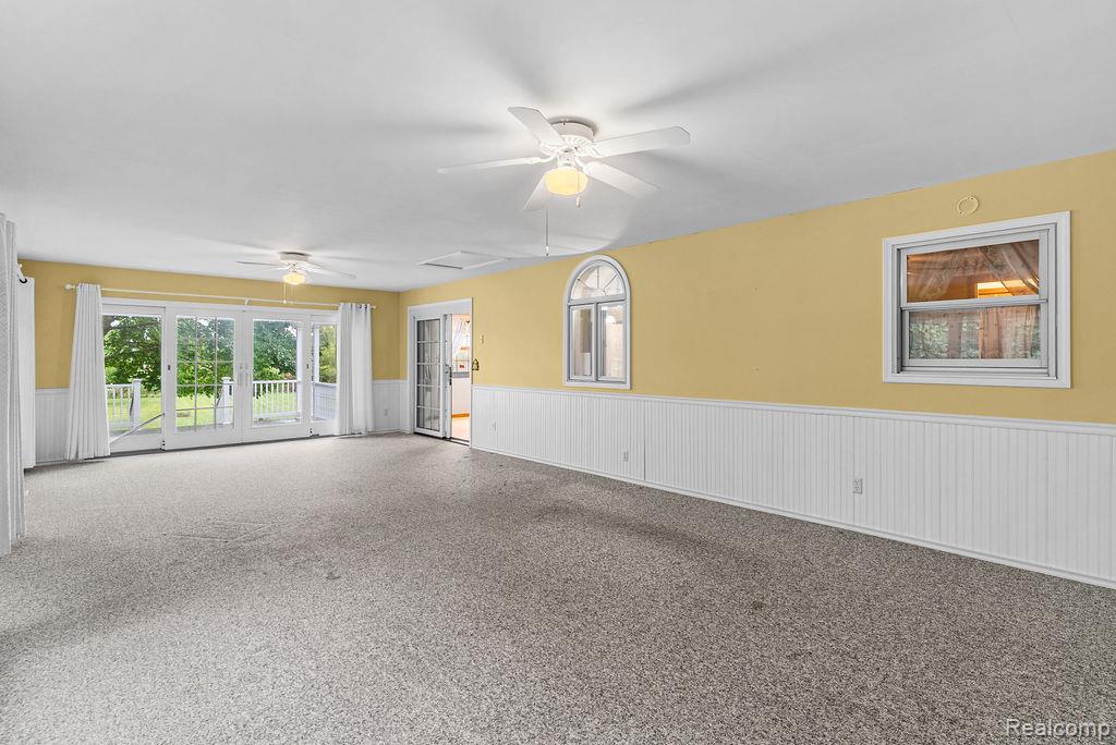 9482 Graytrax Road, Grand Blanc, MI 48439 — Photo 23