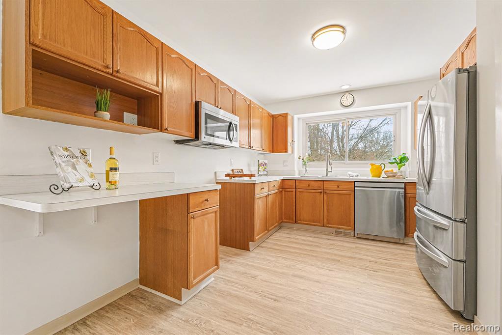 4977 Briarwood Circle, West Bloomfield, MI 48323 — Photo 14