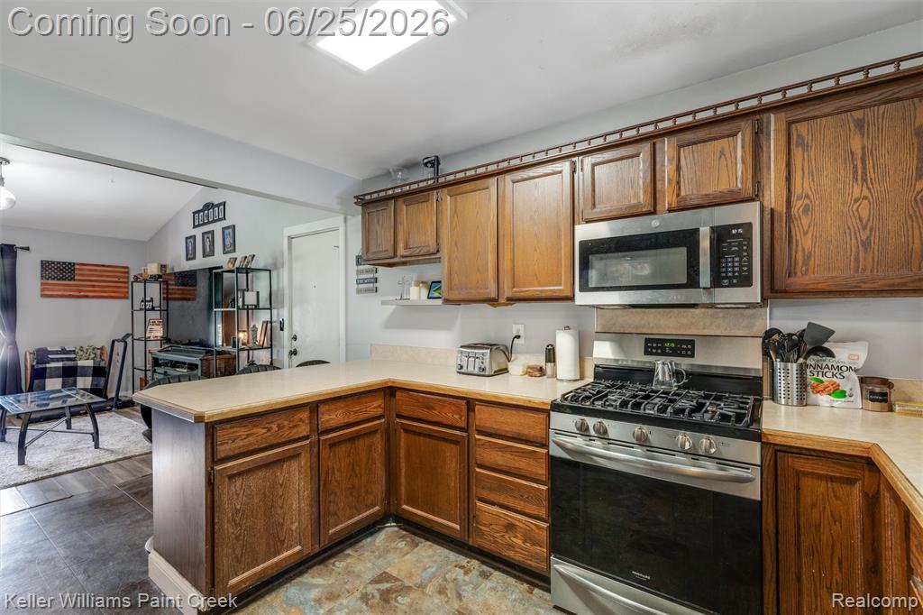 6459 E Potter Road, Davison, MI 48423 — Photo 9