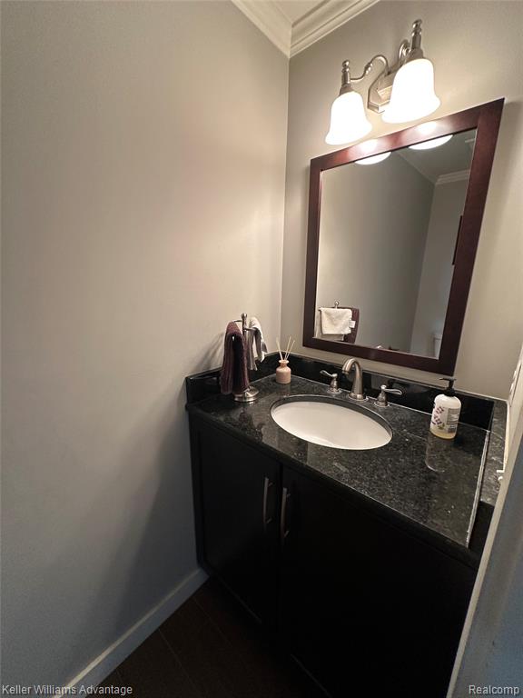 4066 Fieldview Avenue, West Bloomfield, MI 48324 — Photo 14