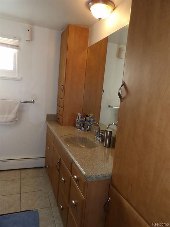 7315 COLONY Drive, West Bloomfield, MI 48323 — Photo 11
