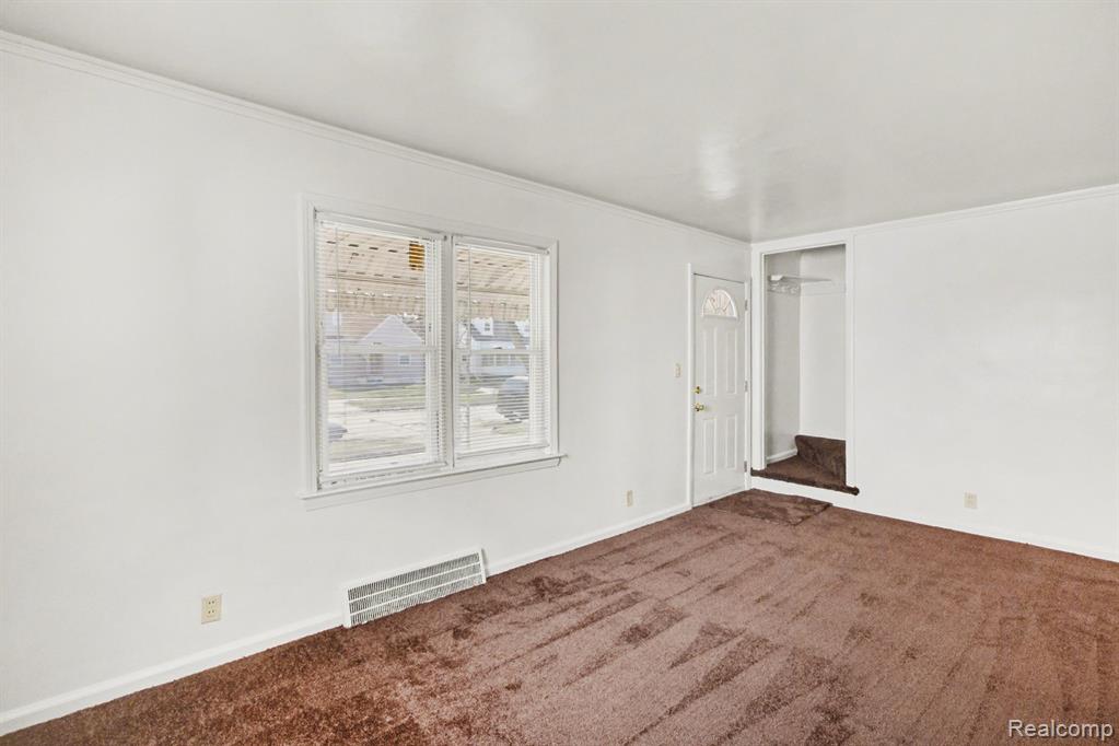 20035 Ashton Avenue, Detroit, MI 48219 — Photo 4