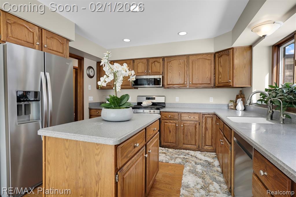 8760 Dann Drive, Brighton, MI 48114 — Photo 34