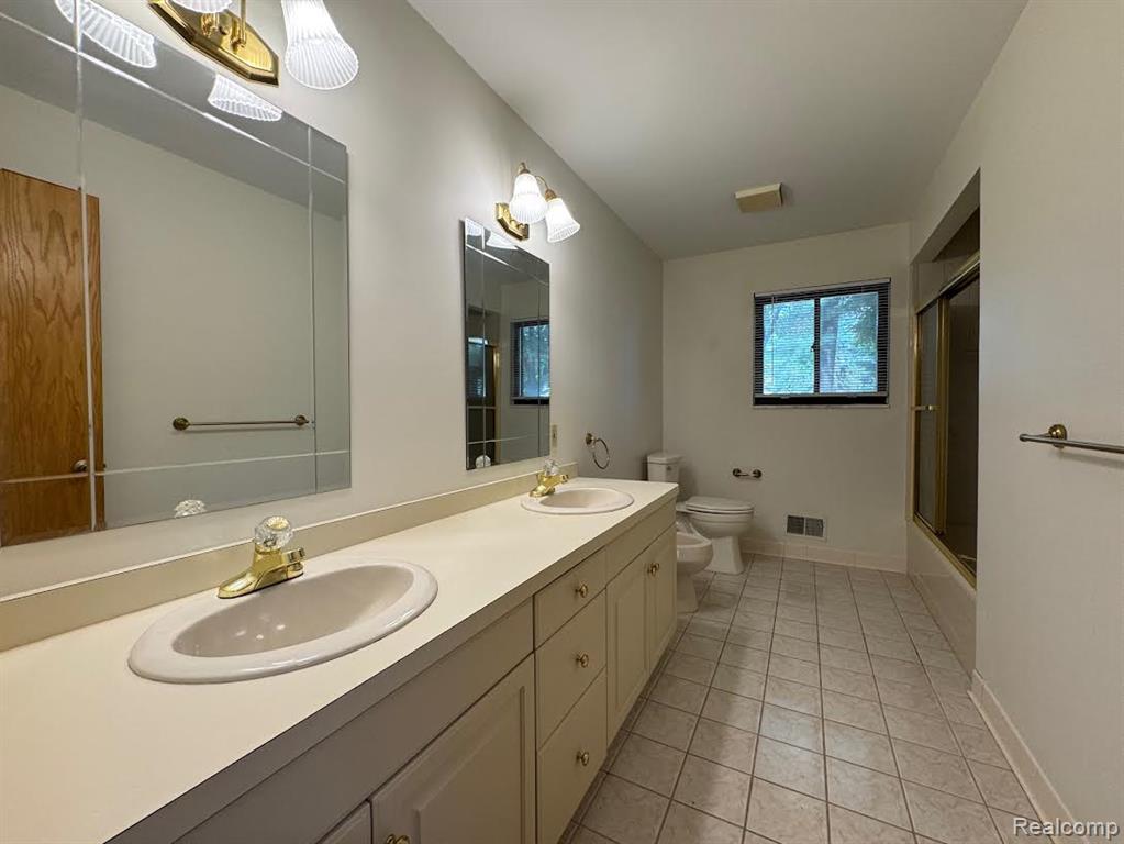 40250 Pinetree Drive, Plymouth, MI 48170 — Photo 21