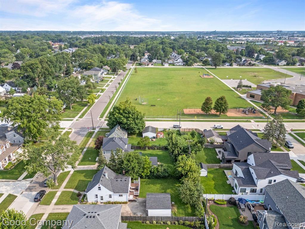4344 HAMPTON Boulevard, Royal Oak, MI 48073 — Photo 35