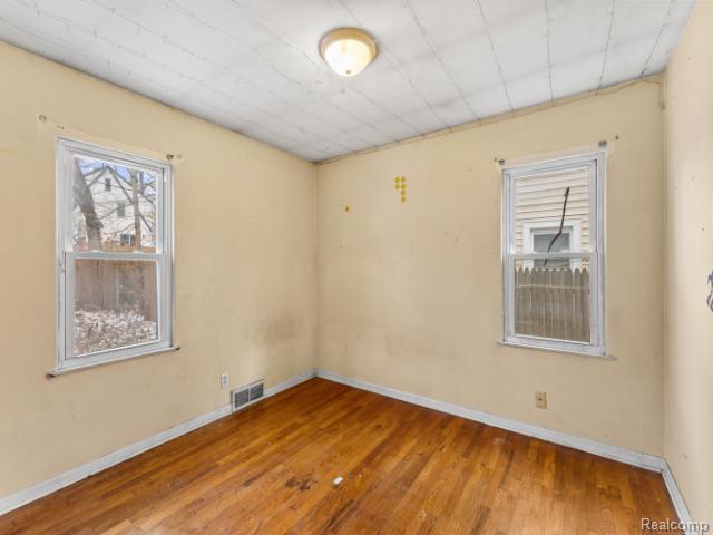 601 Jessop Avenue, Lansing, MI 48910 — Photo 10