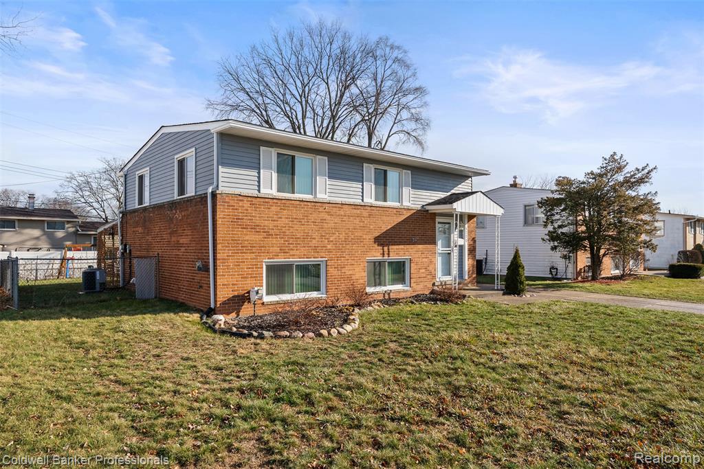 6770 Caribou Street, Westland, MI — Photo 4