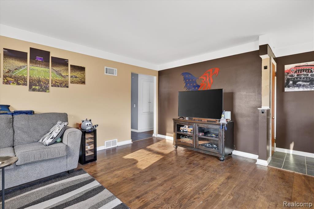 959 Blanchard Street SW, Wyoming, MI 49509 — Photo 6