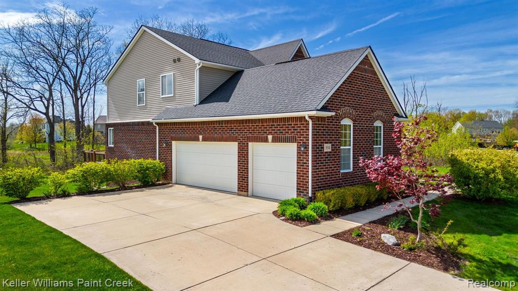 894 Wynstone Circle N, Oakland, MI — Photo 4