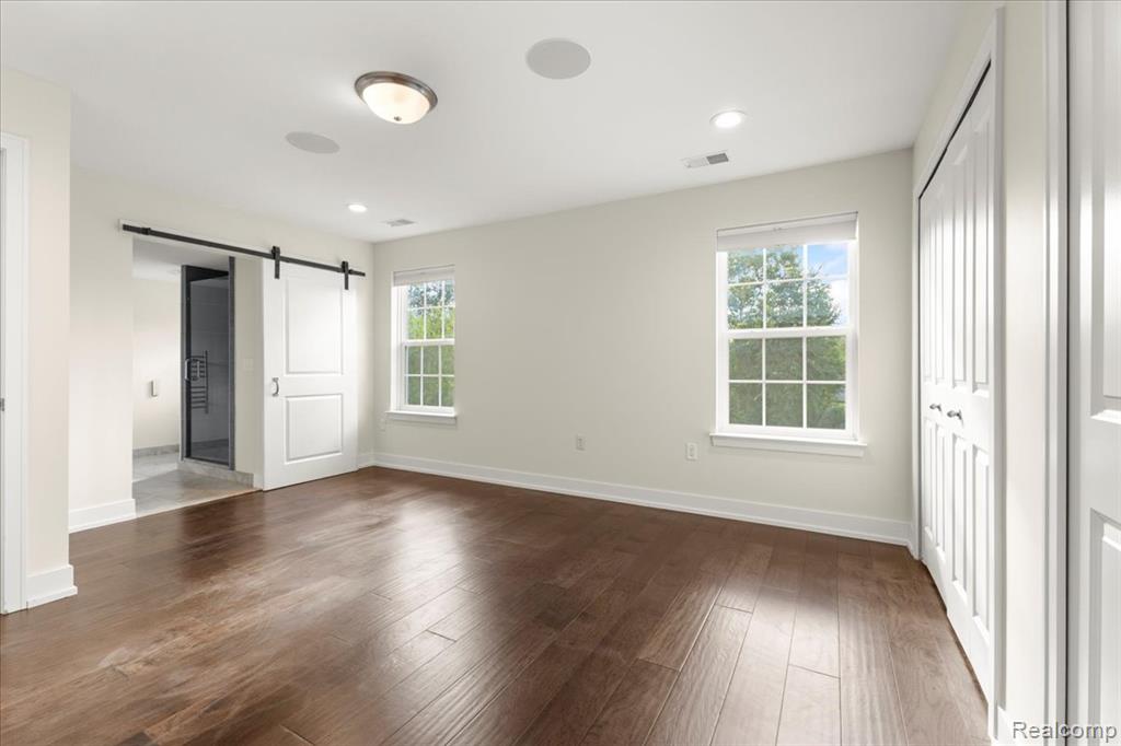 5656 Flagstaff Pines Drive, 406, Shelby Twp, MI 48317 — Photo 14