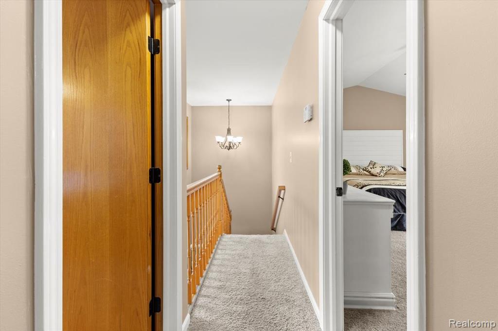 9755 Forest Ridge Drive, Clarkston, MI 48348 — Photo 28