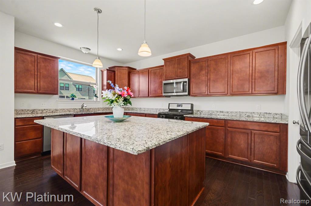 55321 Demaret Drive, Macomb, MI 48042 — Photo 4