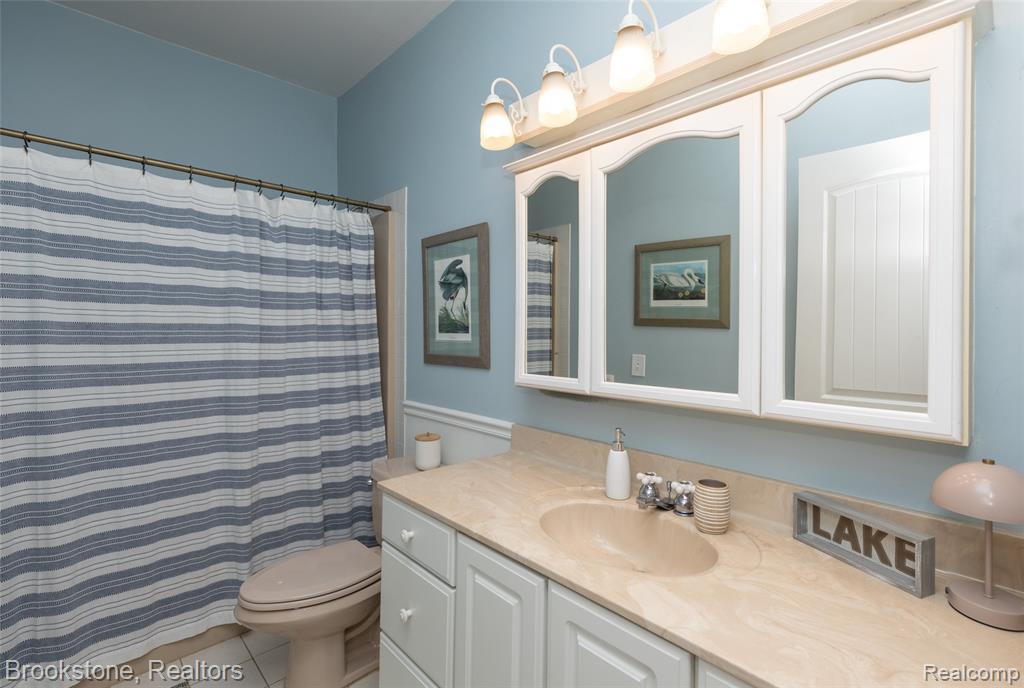 9317 Ridge Road, Goodrich Vlg, MI — Photo 38