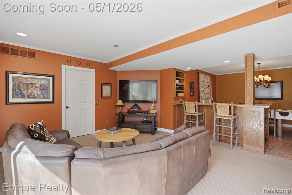 2568 Canoe Circle Drive, Lake Orion, MI — Photo 33