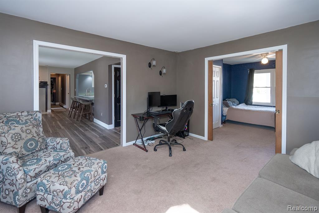 472 CENTRAL Street, Marysville, MI 48040 — Photo 15