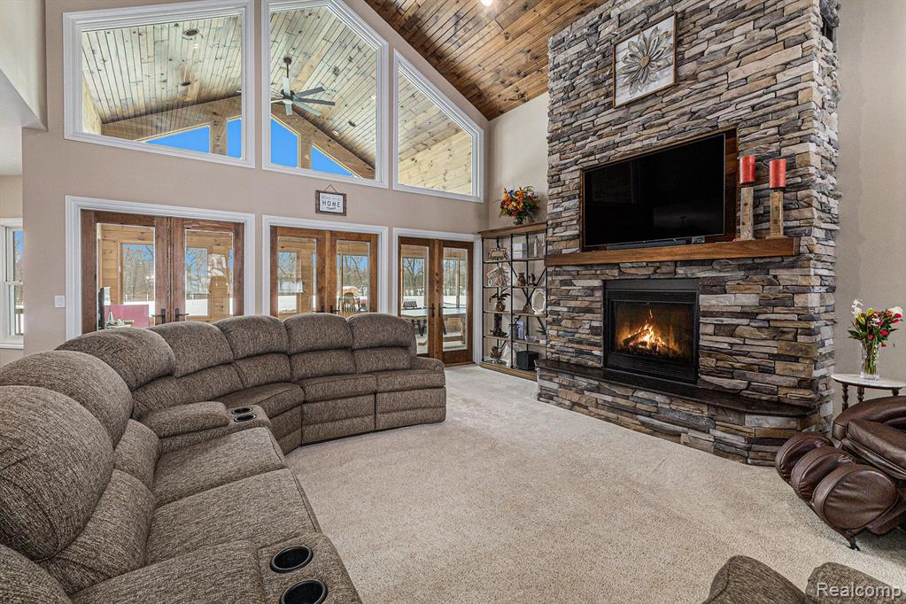 7196 MANOR Lane, Fowlerville, MI 48836 — Photo 7