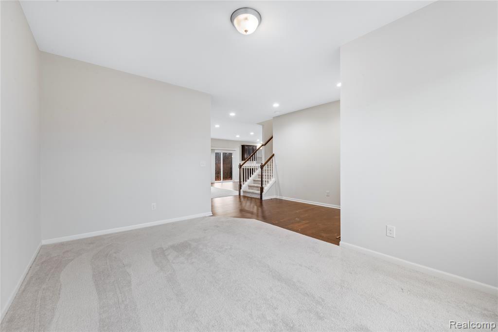 25835 Oberlin blvd, Novi, MI — Photo 9