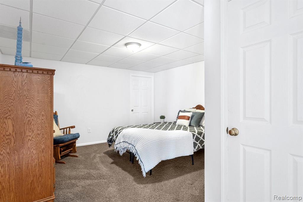 348 PEMBROKE Drive, Saline, MI 48176 — Photo 29