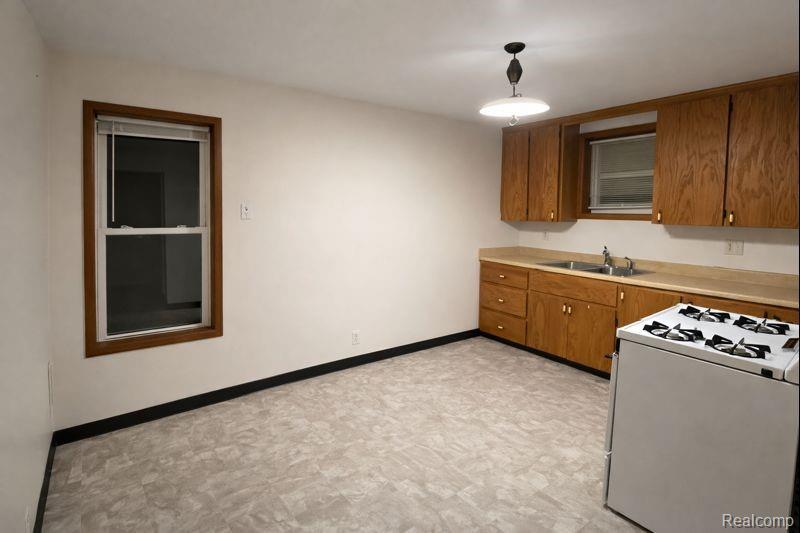 68250 GRAND TRUNK Avenue, Richmond, MI 48062 — Photo 3