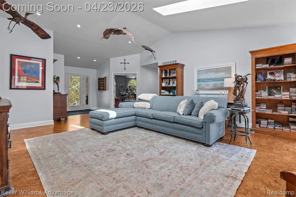 3370 BREEZEWOOD, Ortonville, MI 48462 — Photo 9