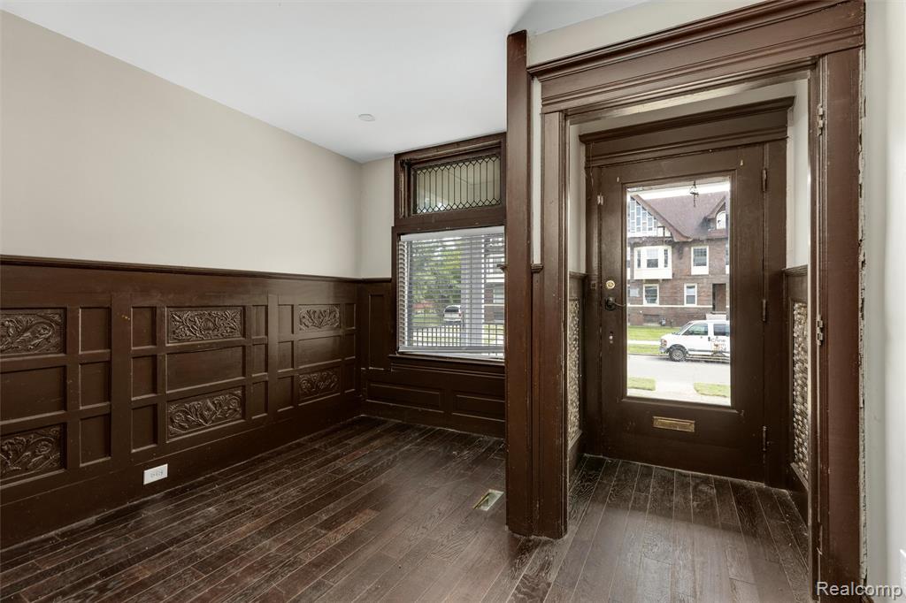 89 Hague Street, Detroit, MI 48202 — Photo 6