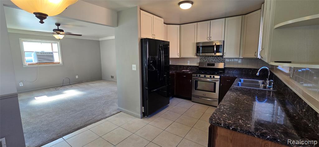 4620 Katherine Street, Dearborn Heights, MI 48125 — Photo 10