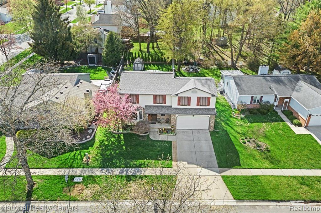 1018 FAIRWAY TRAILS Drive, Brighton, MI 48116 — Photo 4