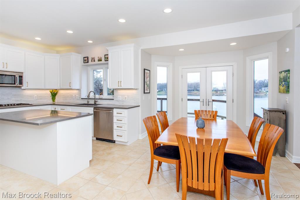 7080 Colony Drive, West Bloomfield, MI 48323 — Photo 21