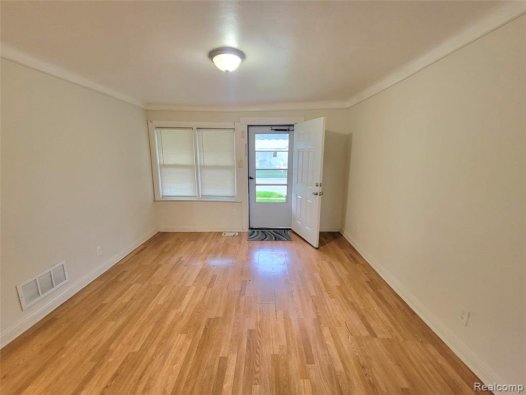 7248 Hupp Avenue, Warren, MI 48091 — Photo 5