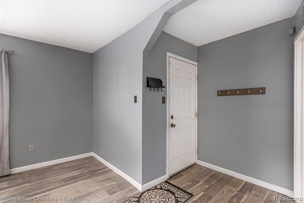 58 Yeamans Street, Mount Clemens, MI 48043 — Photo 3