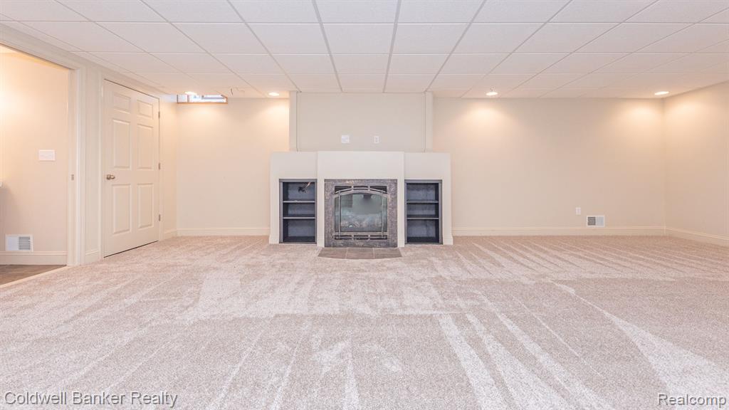 13541 CHRISTINA Lane, Belleville, MI 48111 — Photo 43