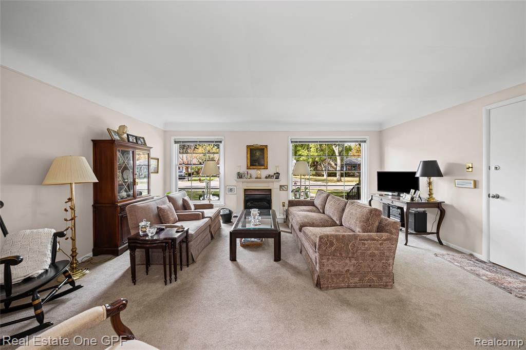 650 Cadieux Road, 1, Grosse Pointe, MI 48230 — Photo 6