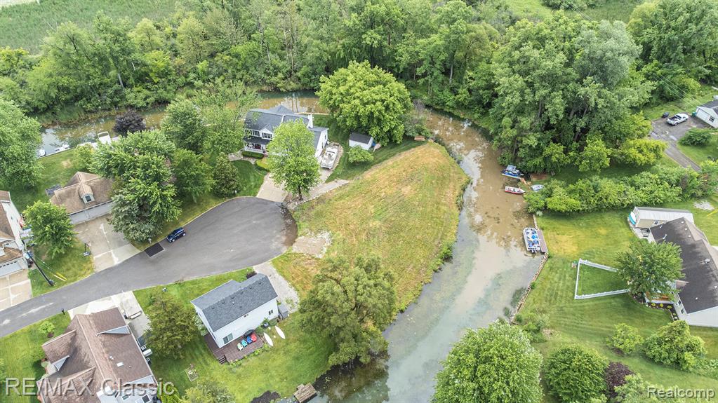 Vac Harvard Street, Howell, MI 48843 — Photo 2
