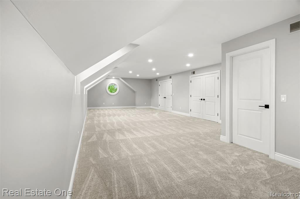 48556 Harbor Drive, Chesterfield, MI 48047 — Photo 47