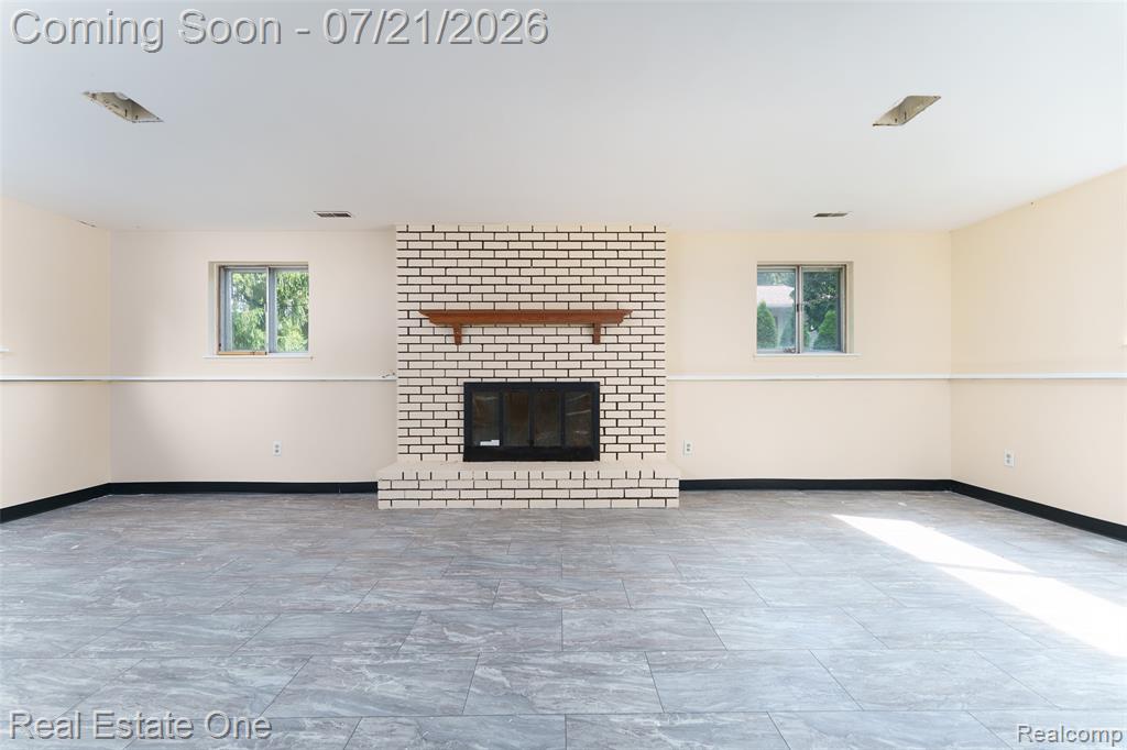 4069 Village Square, Brighton, MI 48114 — Photo 16
