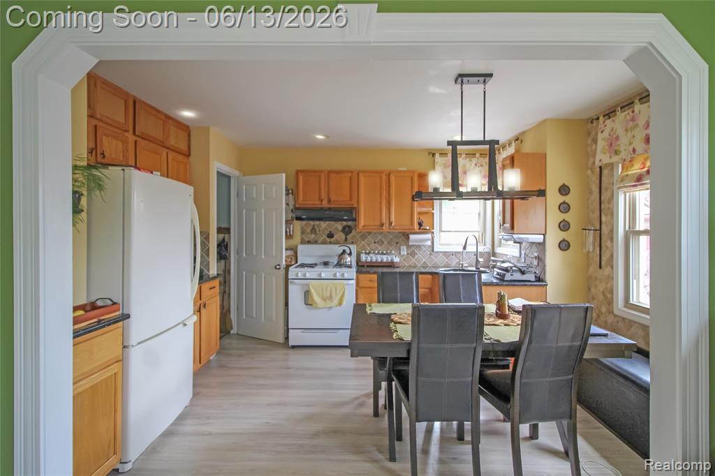 5953 Cooper Street, Taylor, MI 48180 — Photo 12