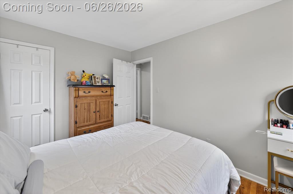 610 N Barnard Street, Howell, MI 48843 — Photo 18