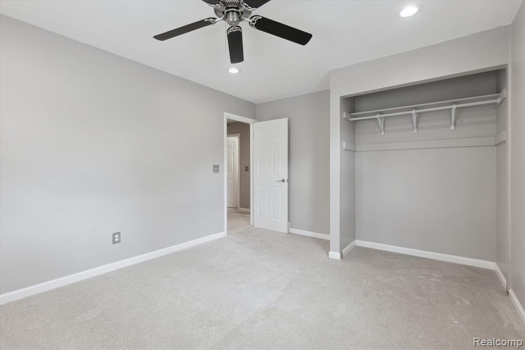 6233 Golfview Drive, Burton, MI 48509 — Photo 27