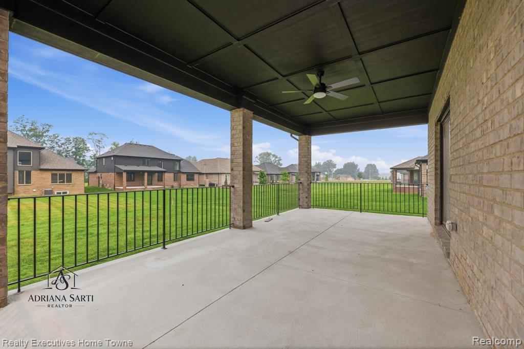 50733 MISTWOOD Drive, Macomb, MI 48042 — Photo 48