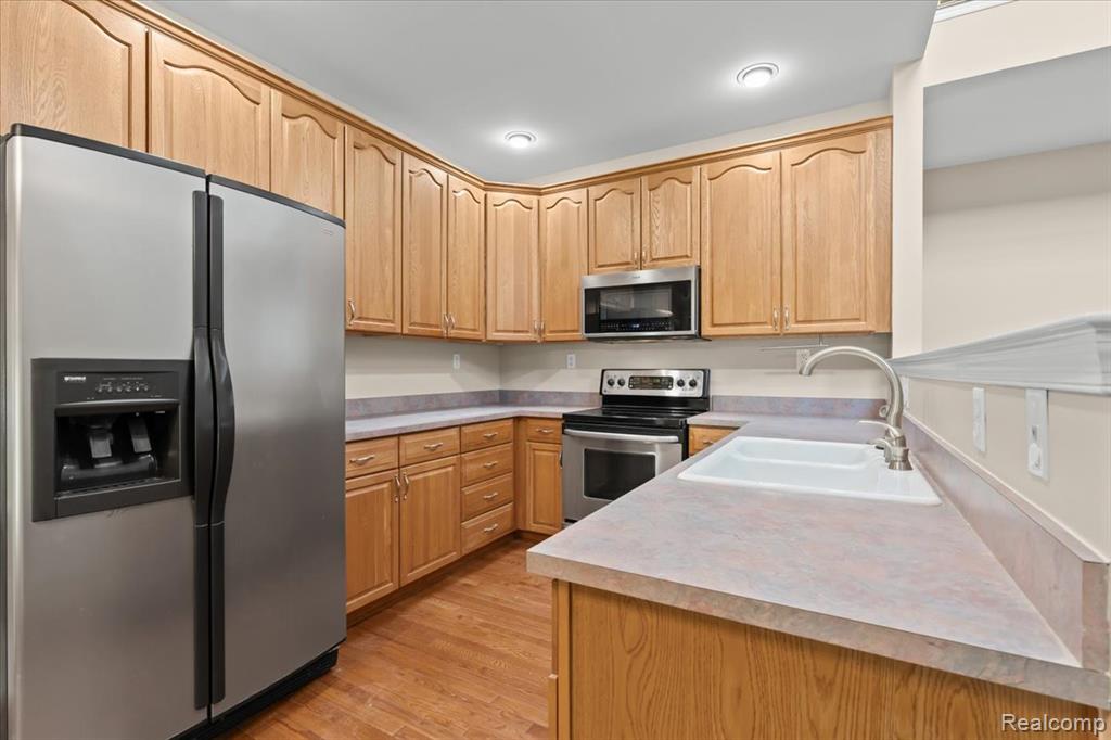 1132 Cantor Lane, South Lyon, MI 48178 — Photo 11