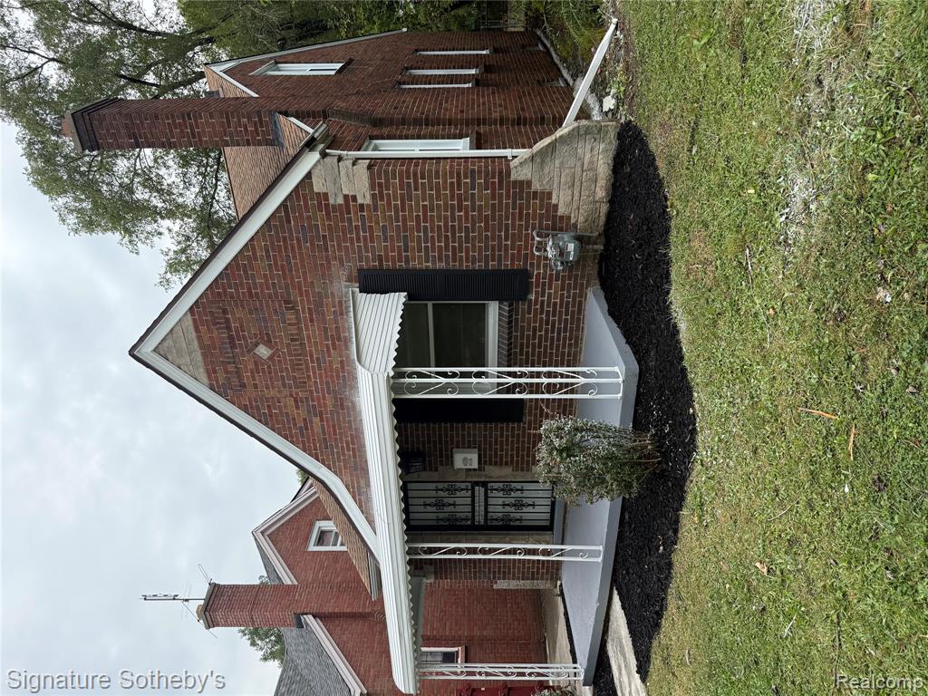 9509 Lakepointe Street, Detroit, MI 48224 — Photo 2
