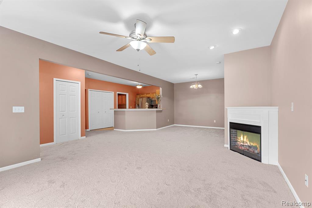 541 MULBERRY Street, Wyandotte, MI 48192 — Photo 10