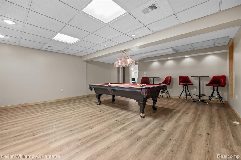 24806 Power Road, Farmington, MI 48336 — Photo 35