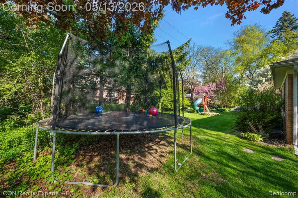 2720 Bridle Road, Bloomfield Hills, MI 48304 — Photo 32