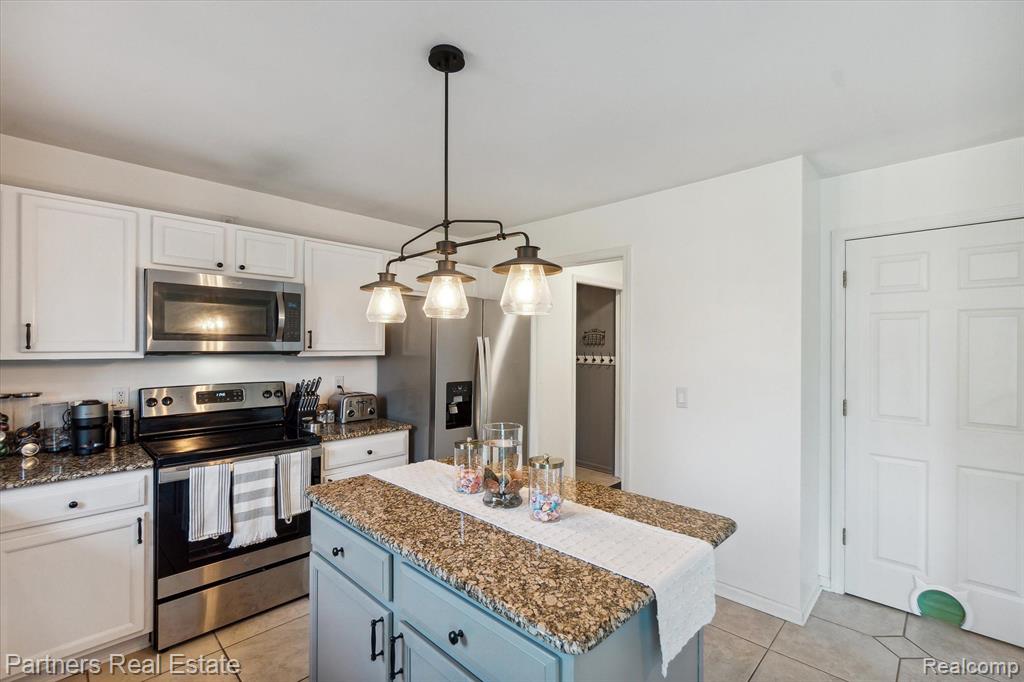 9955 W Avondale Circle, Ypsilanti, MI 48198 — Photo 13