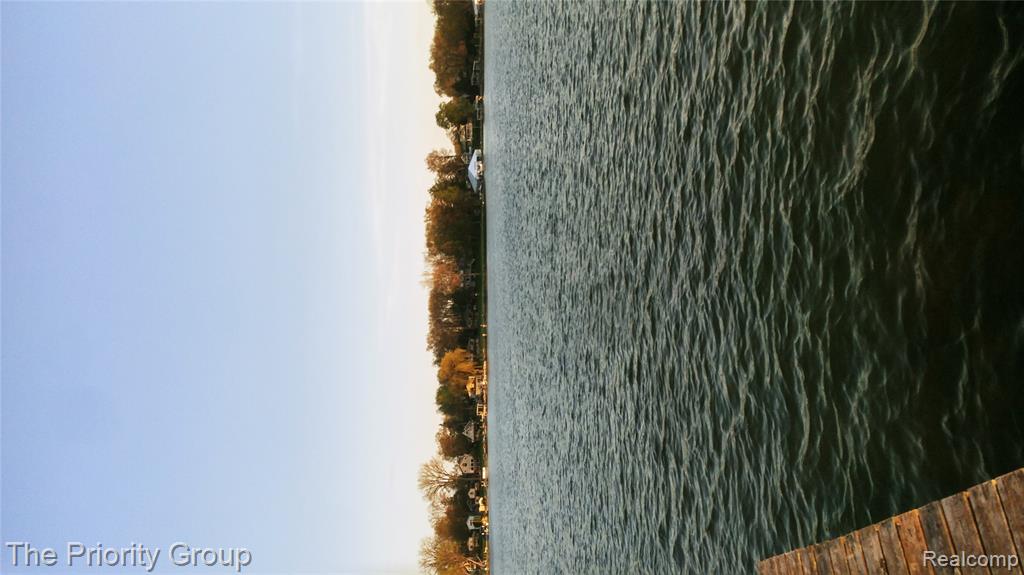 636 Lakeview Drive, White Lake, MI — Photo 57