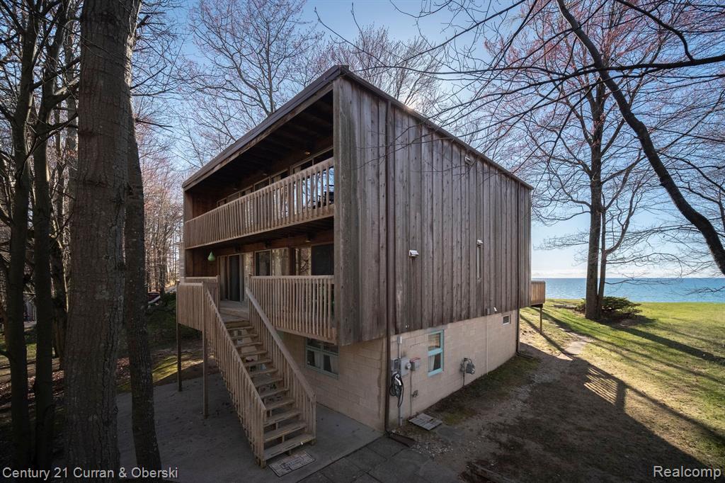 4450 W FOX FARM Road, Manistee, MI 49660 — Photo 3