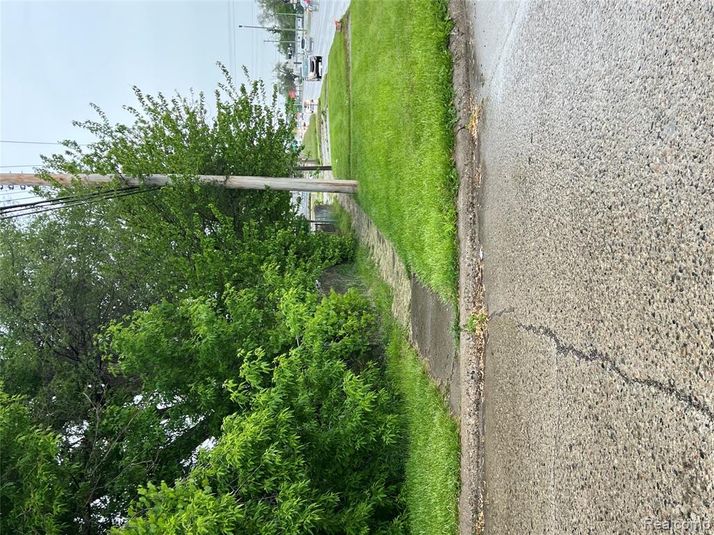 4172 Fenton Road, Flint, MI 48507 — Photo 14