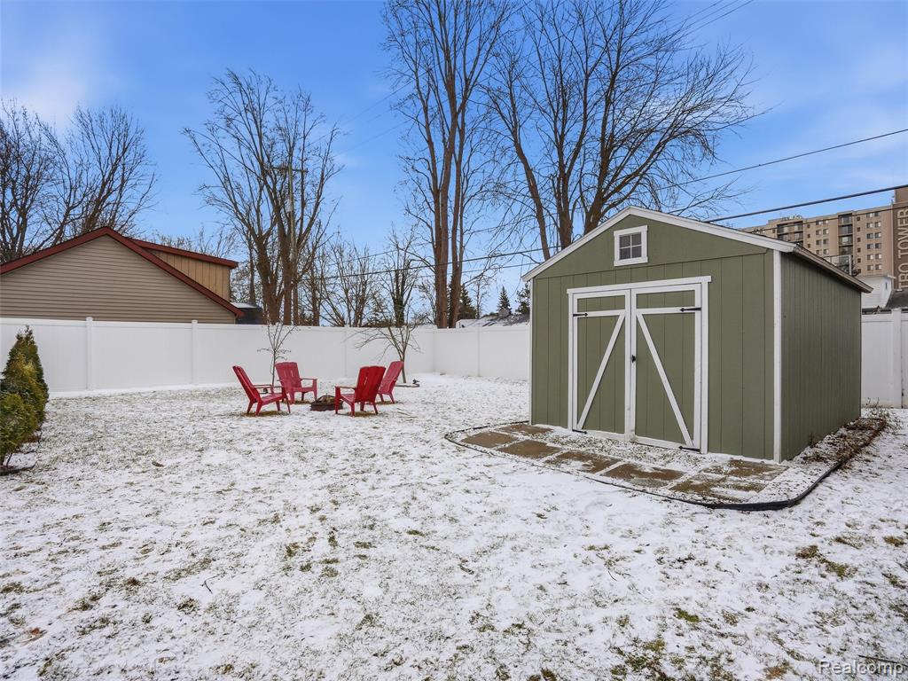 26450 Beamer Street, Harrison Township, MI — Photo 33